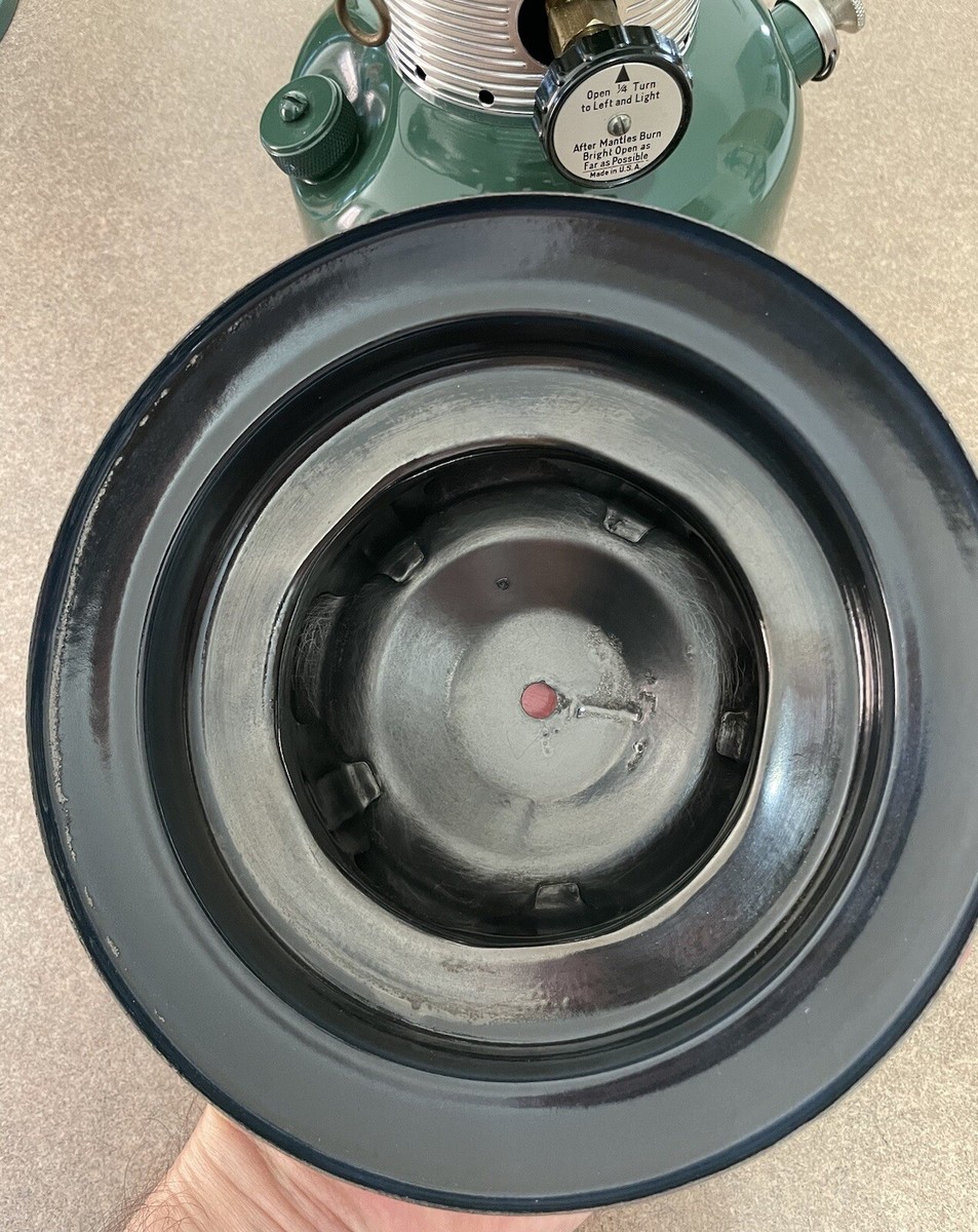 Vintage (6/1969) Coleman Lantern, Model 220F w/Amber Globe & Metal