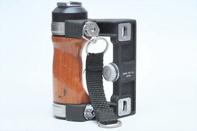 PENTAX 6X7 67 II Natural Wood Hand Grip W/ Flash Hot Shoe & 1PC