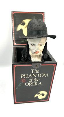Phantom of the Opera Limited International Edition #4636 Musical