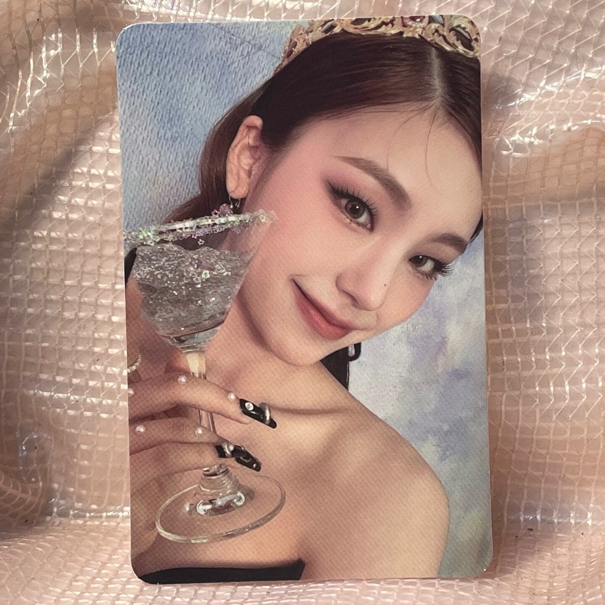 Yeji Official Photocard ITZY Checkmate Album Kpop Top Loader