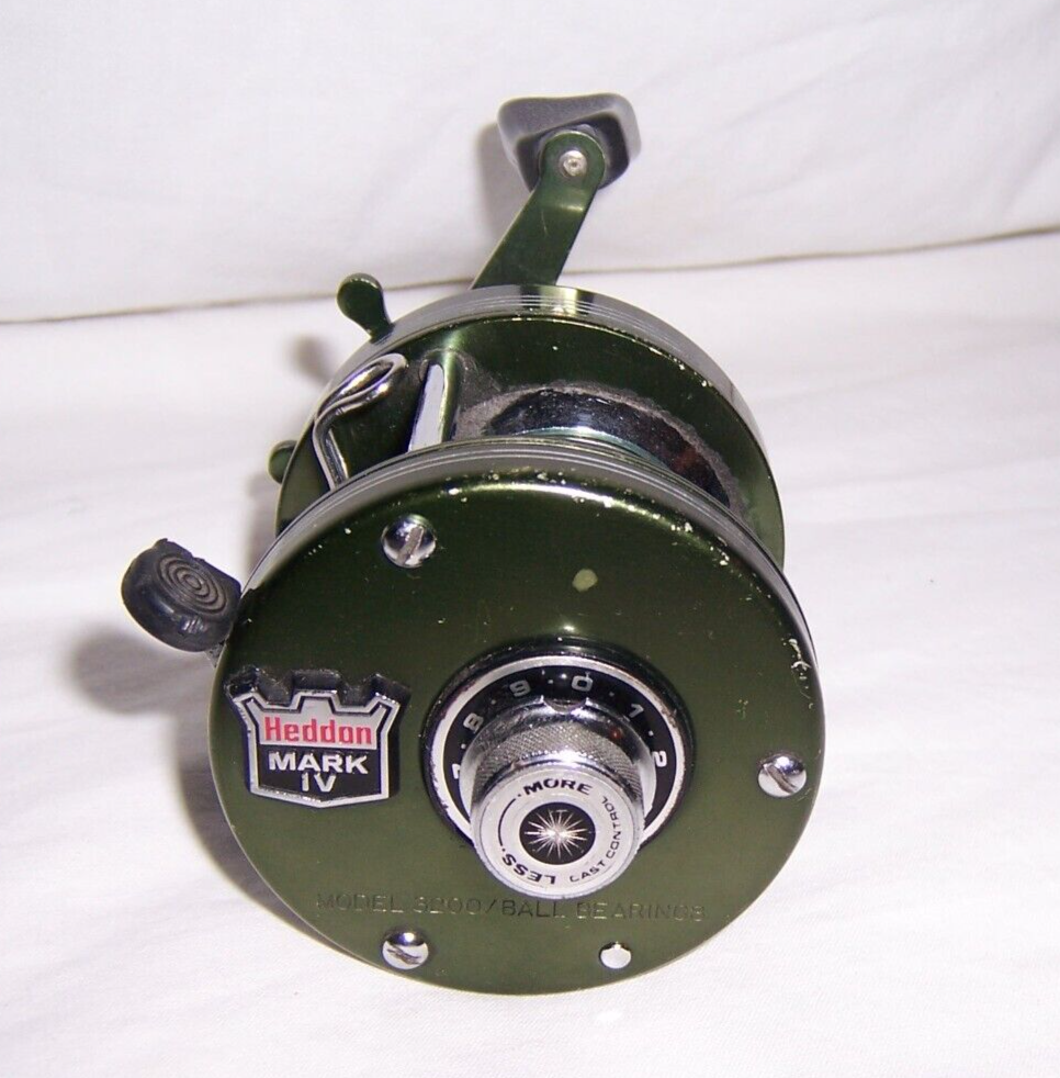Heddon Mark IV Model 3200 Vintage Bait Casting Reel Old Fishing