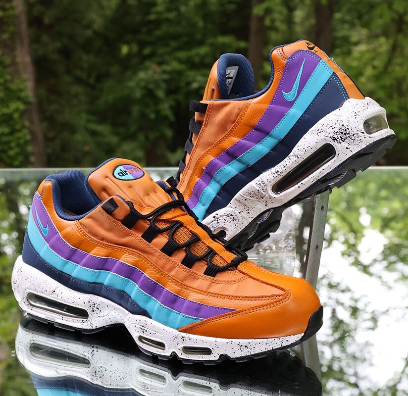 Nike Air Max 95 Monarch Men's Size 13 Orange Blue Custom 538416
