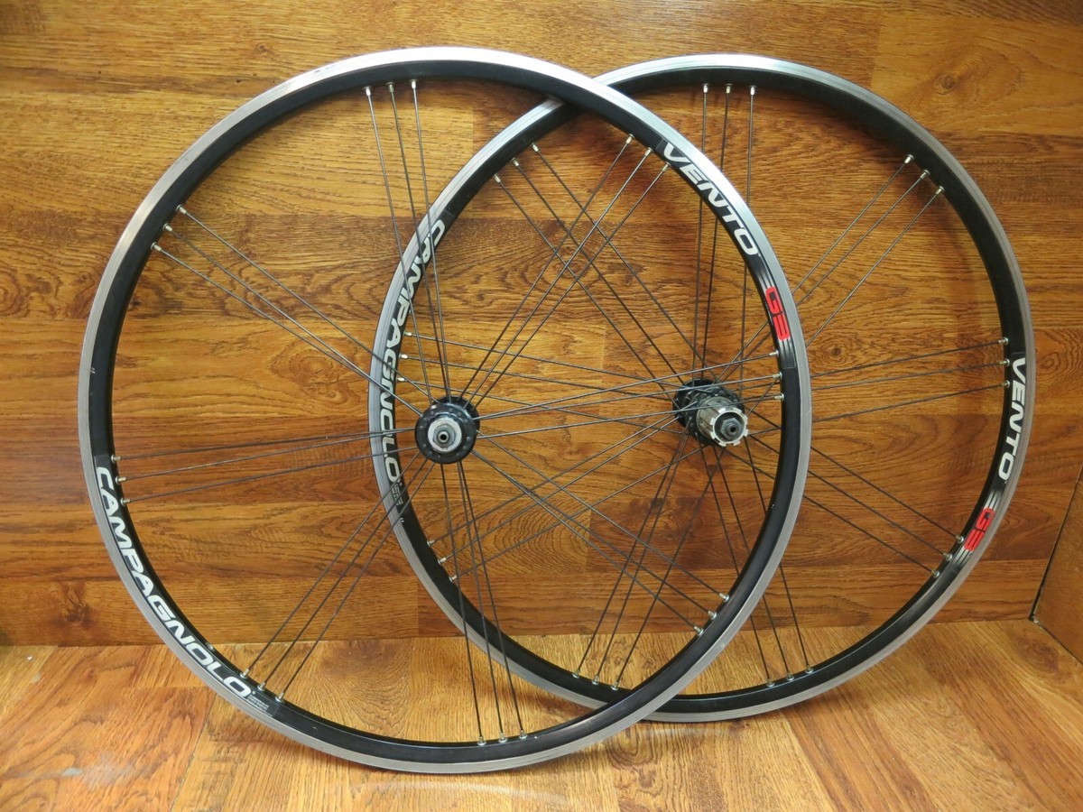 NOS CAMPAGNOLO VENTO G3 9 10 11 SPEED 700C CLINCHER WHEEL SET