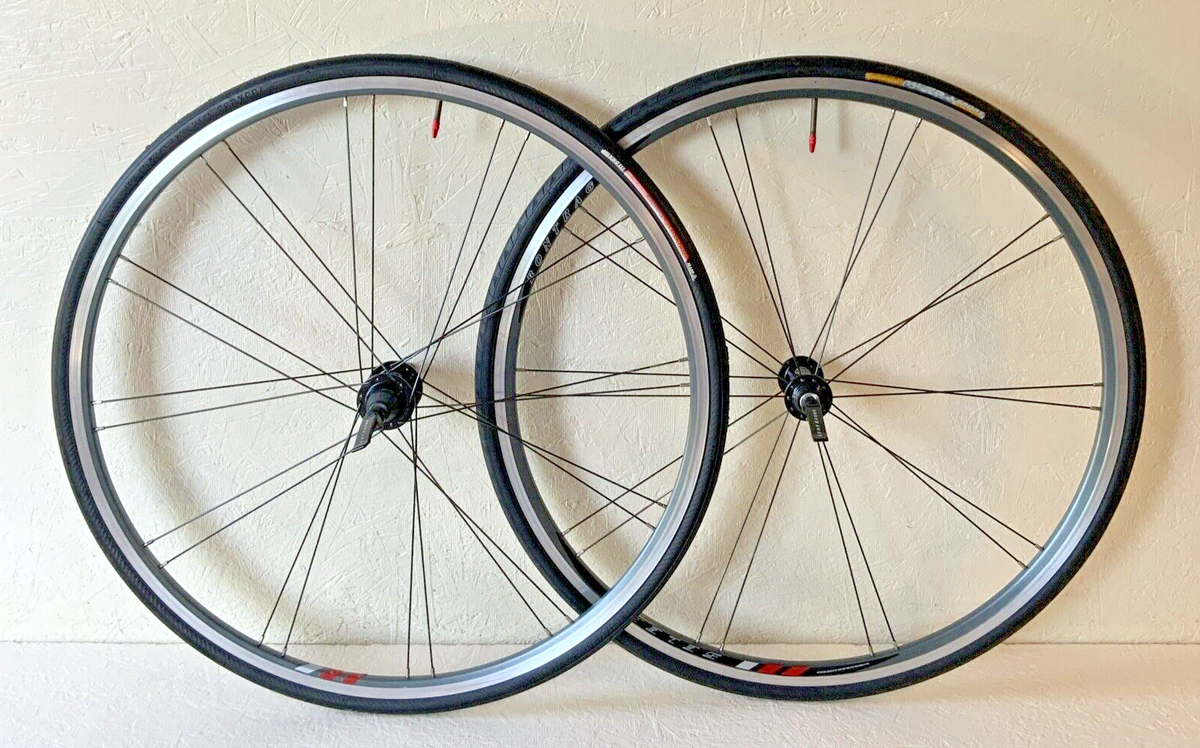 BONTRAGER SELECT WHEELSET 700C 18-24 SPOKE SHIMANO COMP 8, 9, OR