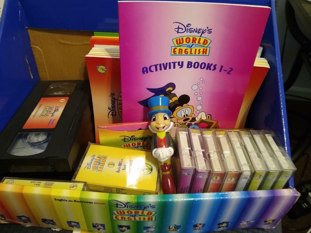 Disney Treasure Chest World of English course set from Ingles sin