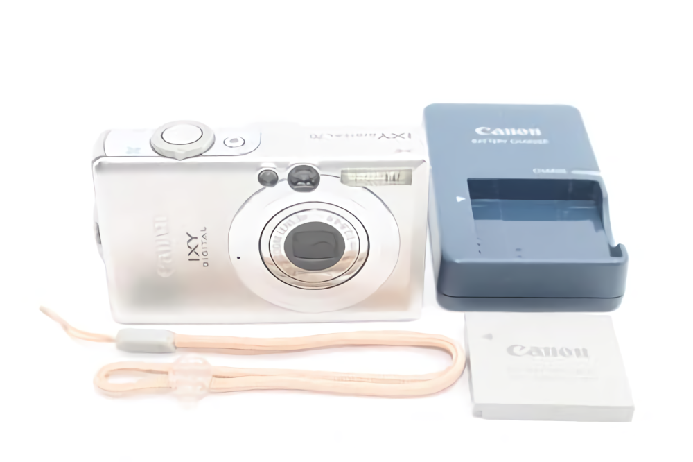 Canon IXY DIGITAL 70 Silver 6.0MP Compact Digital Camera From