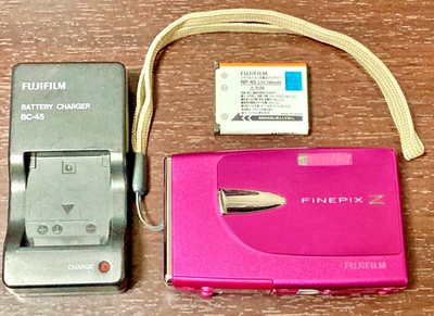 FUJIFILM FinePix Z20fd Pink 10.0MP 3x Optical Zoom Digital Camera