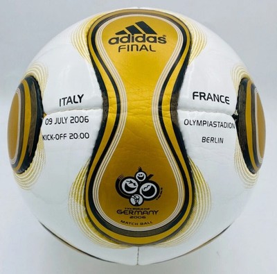 Adidas FIFA World Cup 2006 Teamgeist Official Match Ball soccer