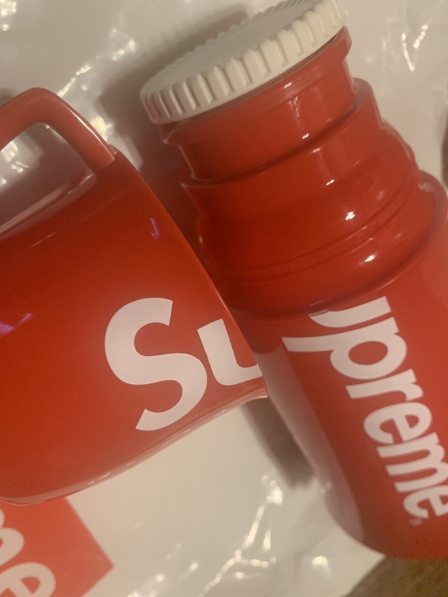 Supreme ® Thermos Helios ® x Supreme New York ® NEW Red Box Logo