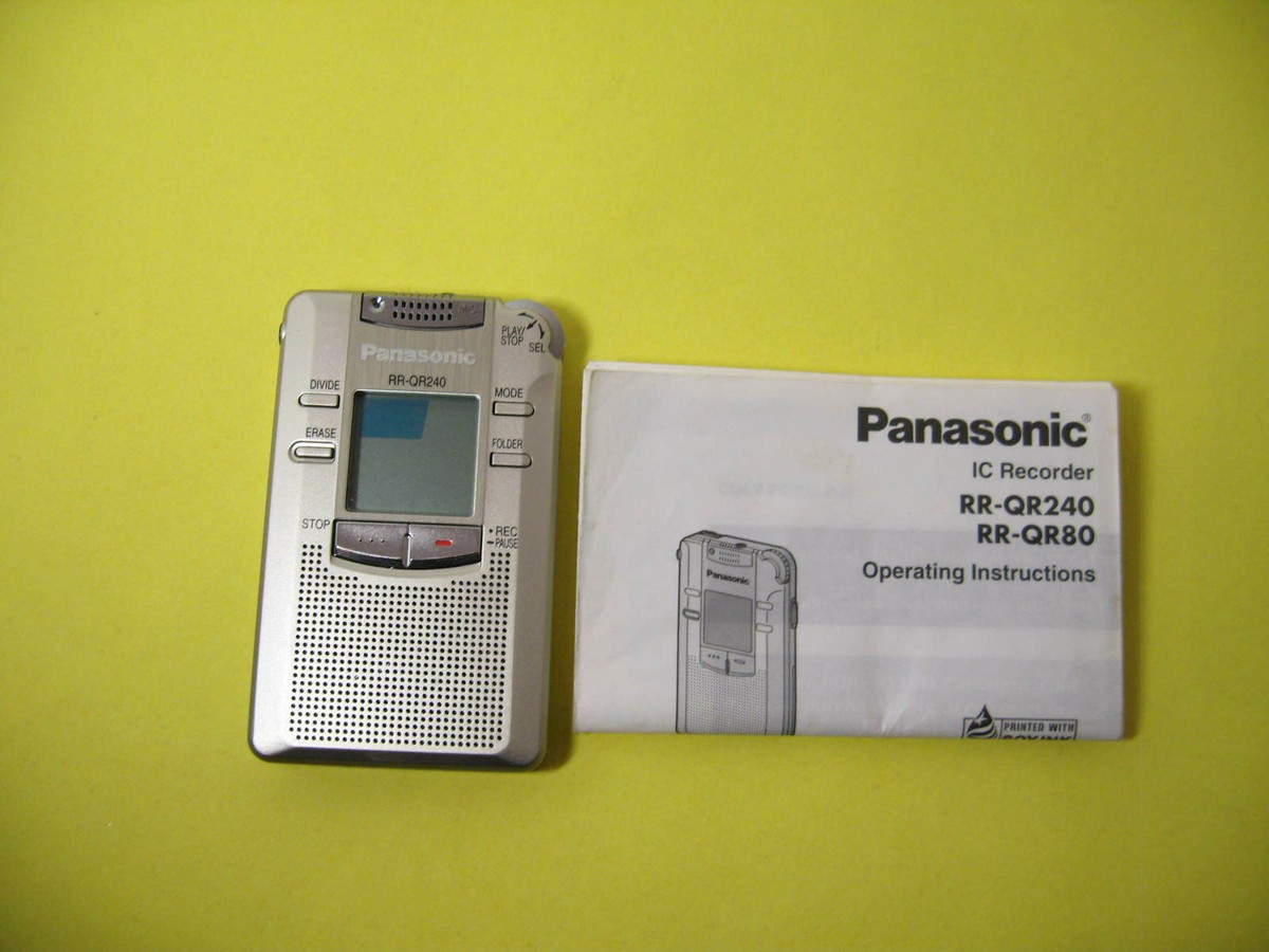 Panasonic RR-QR240 (32 MB, 4 Hours) Handheld Digital Voice