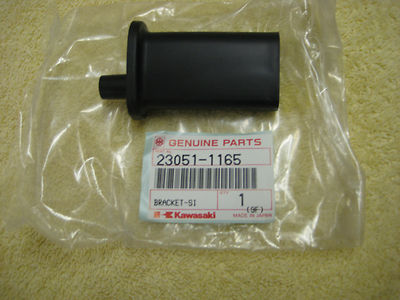 KAWASAKI ZG/ZX/EX TURN SIGNAL BRACKET RIGHT NOS! | eBay