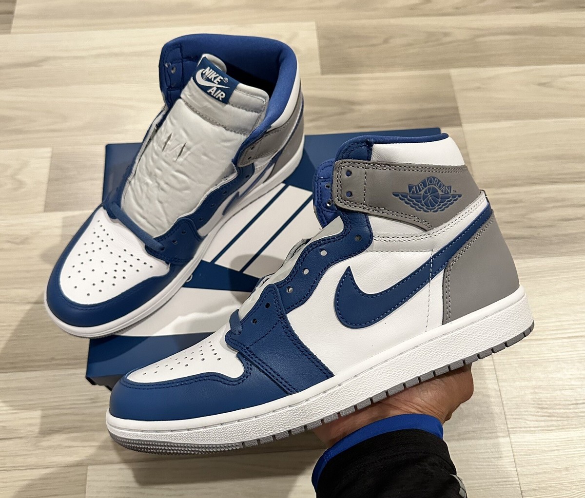 Nike Air Jordan 1 Retro High OG True Blue Men's shoes DZ5485-410