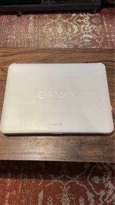 sony vaio VGN-NR71B2 PCG-7111N 15.4 laptop computer 2008 white One