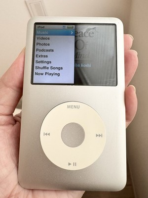 Apple iPod Classic 7th Generation 160GB MC293J MediaPlayer New