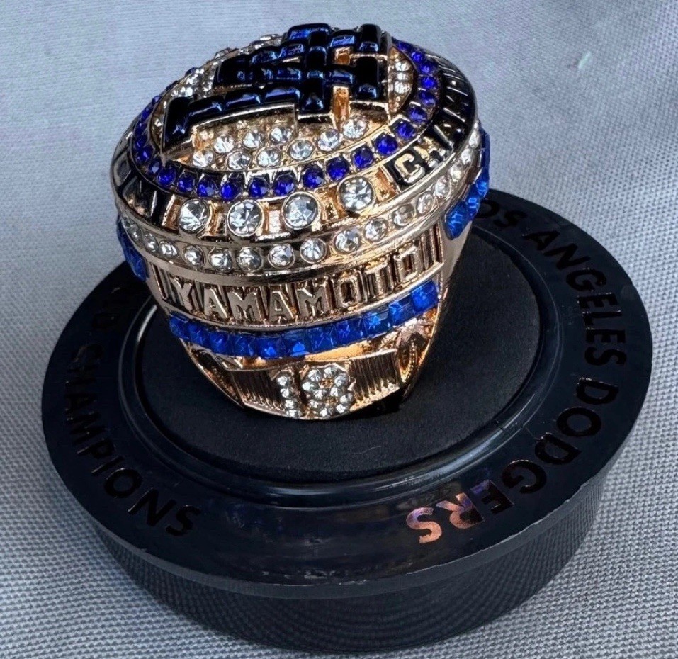 YOSHINUBO YAMAMOTO 2024 WORLD SERIES RING SGA 2025 SGA DODGERS NEW