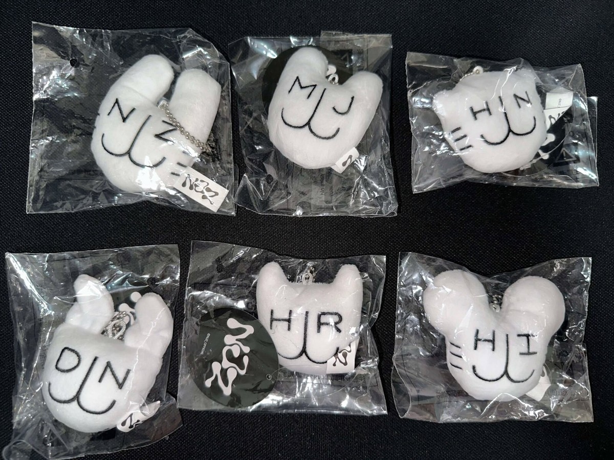 NJZ NEWJEANS COMPLEXCON HONGKONG 2025 GOODS PLUSH KEYRING KEYCHAIN