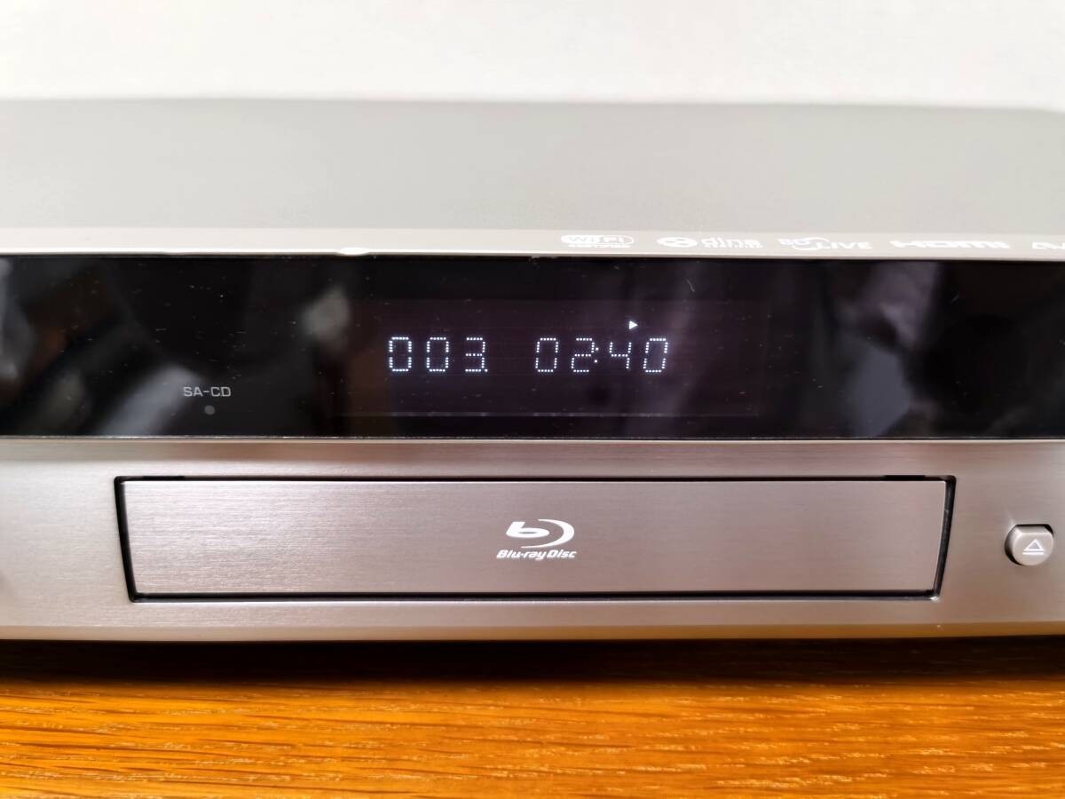 Yamaha BD-A1060 Universal Blu-ray Disc Player SACD CD 4K HDMI Wi