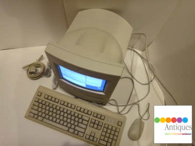 Vintage Apple Macintosh Color Classic II 36MB RAM 4GB HD Mac OS