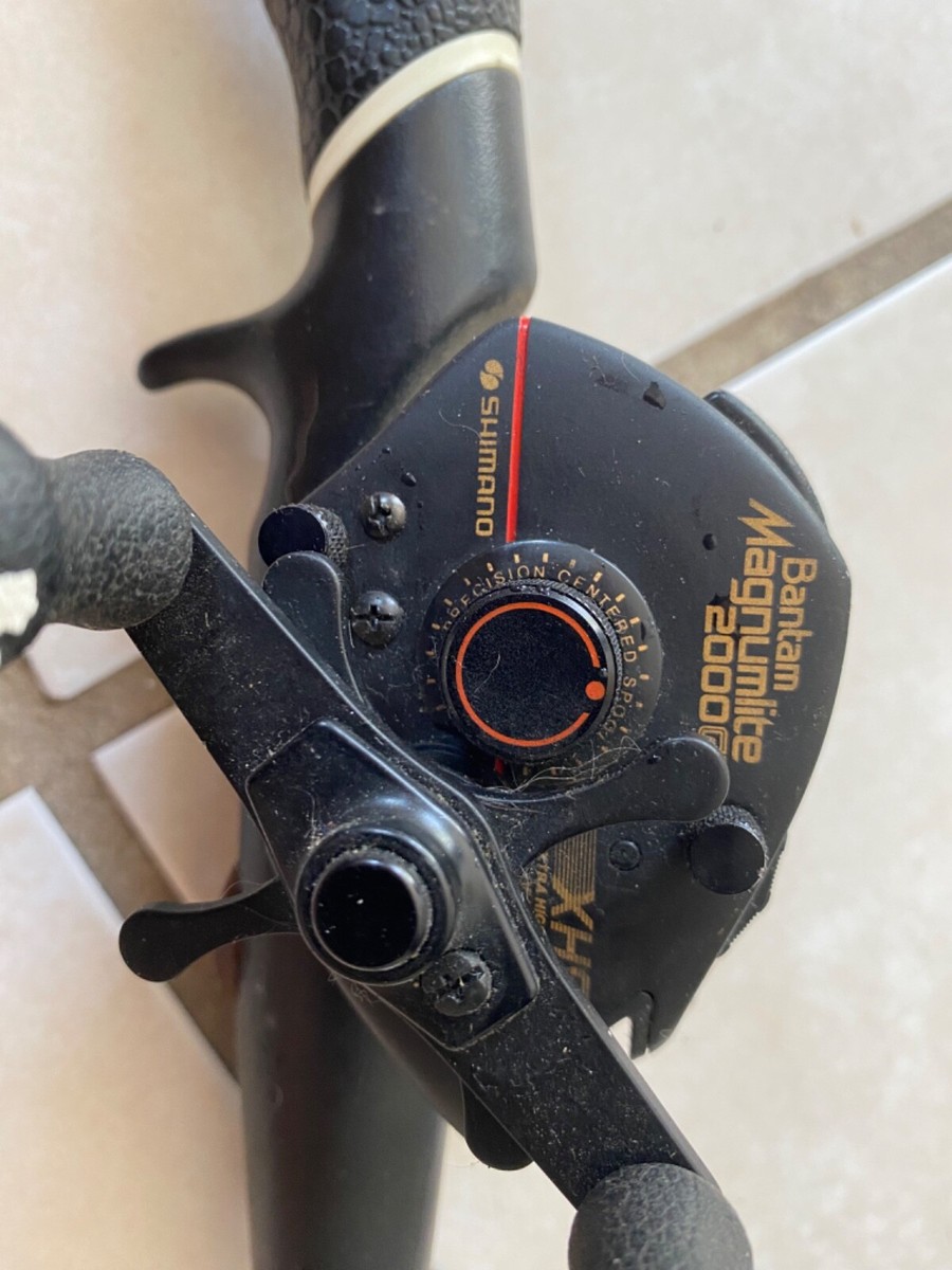 SHIMANO Bantam Magnumlite Graphite Titanium 2000GT Plus Bait