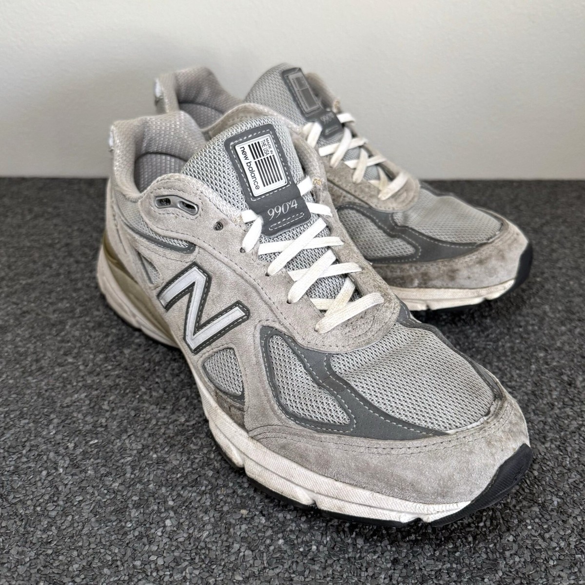 NEW BALANCE 990v4 Running Shoes Men's 10 Gray Suede Low Top