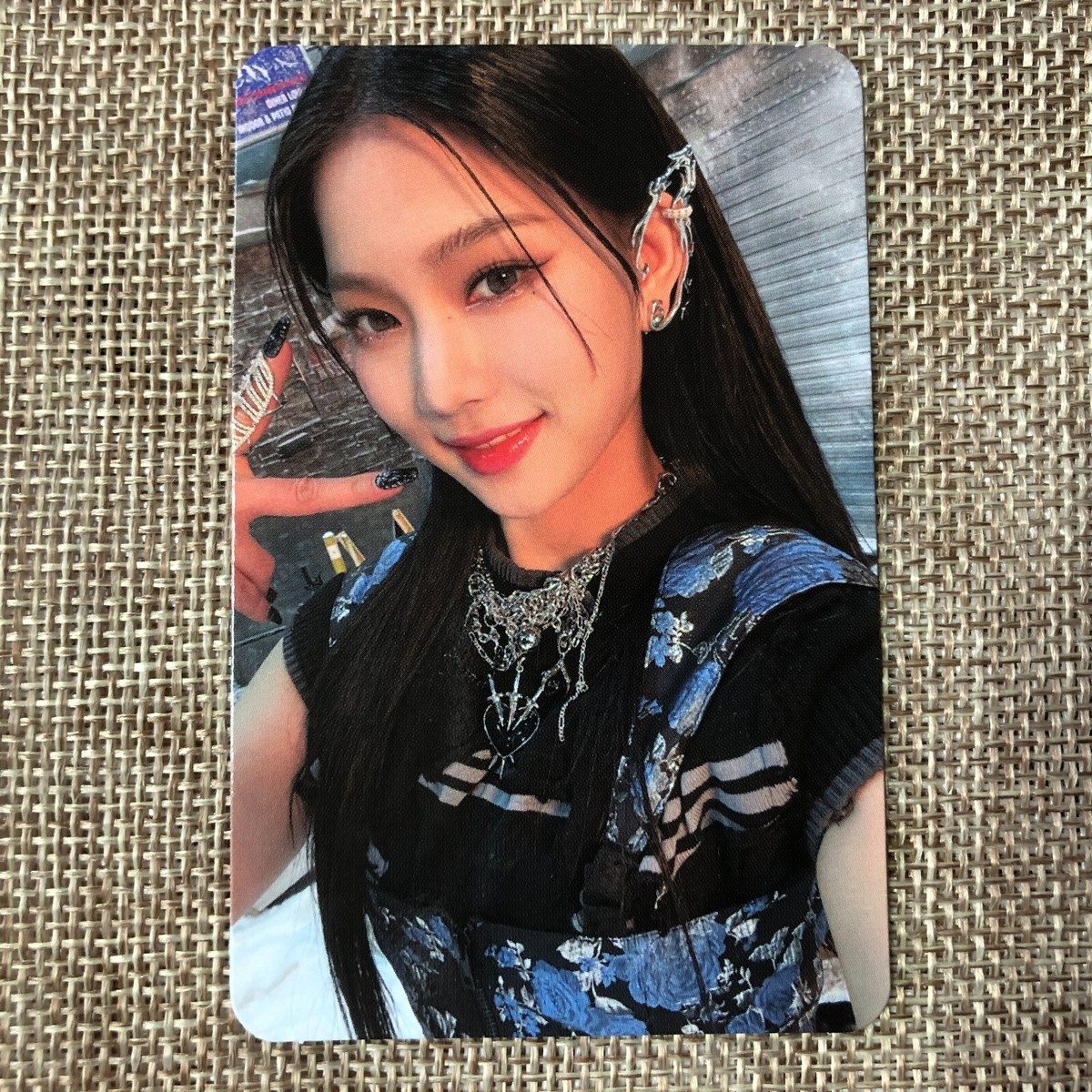 STAYC ISA [ YOUNG-LUV.COM ] Official Photocard, 2nd Mini Jewel