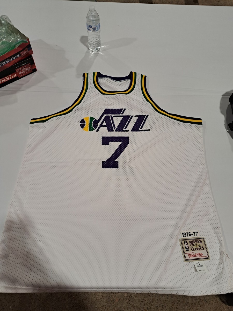 NWT VINTAGE Authentic Utah Jazz Pistol Pete Maravich Mitchell