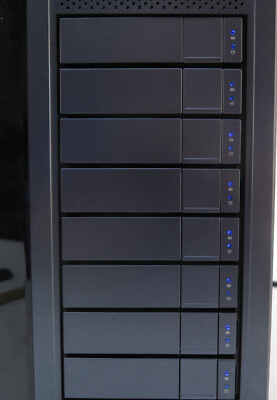 Promise Pegasus2 R8 Thunderbolt 2 RAID Storage Array, with 8