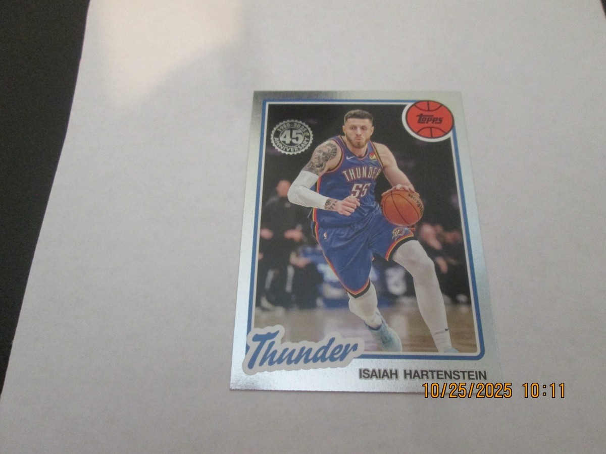 ISAIAH HARTENSTEIN 2025-26 TOPPS 45TH ANNIVERSARY SILVER FOIL CARD