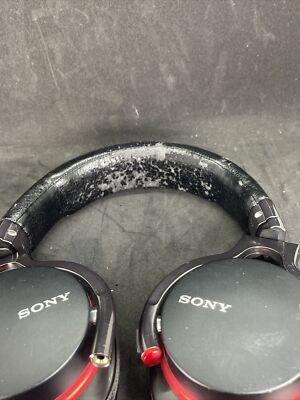 Sony MDR-1R Wired Headphones with 3.5mm stereo jack. Black/Red