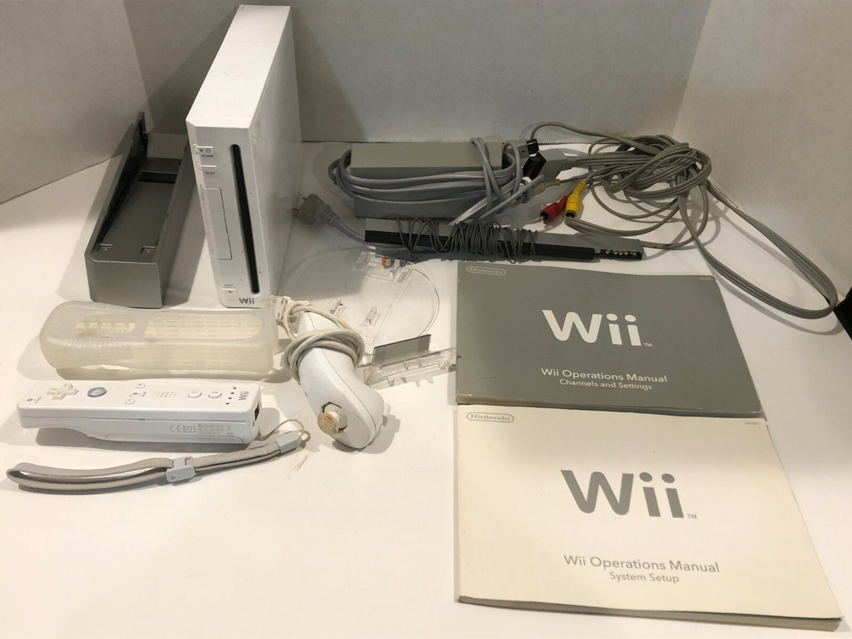Nintendo Wii Console RVL-001 + Cords, Controller, Manual, Preowned