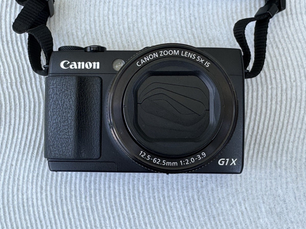 Canon PowerShot G1 X Mark II 9167B001 13.1MP 3in. Digital Camera