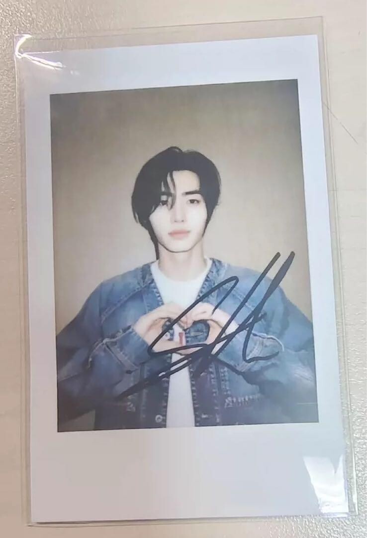 ENHYPEN SUNGHOON signed (Print) Polaroid Photocard Cheki yizhiyu