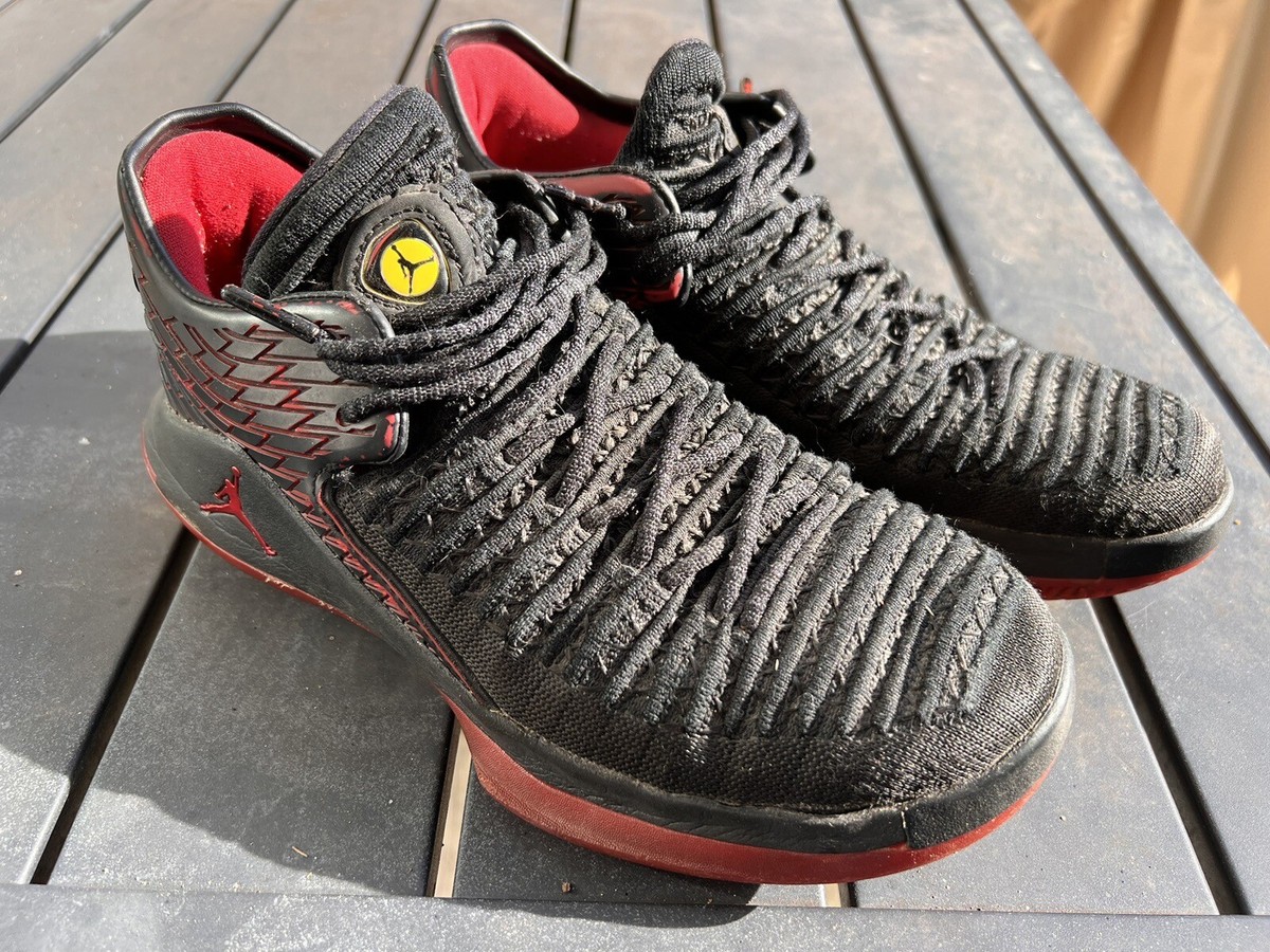 Nike Air Jordan XXXII 32 Low Last Shot Sneakers Size 6.5Y AA1256