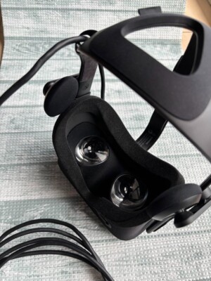 Oculus Rift CV1 VR Virtual Reality Headset Full Set Black Good