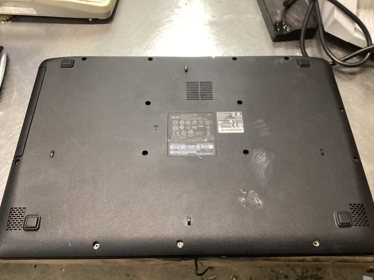 Acer ES1-512 MS2394 15.6 inch 4GB RAM, 500GB HDD Intel Celeron