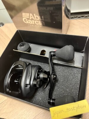 Abu Garcia REVO BEAST 40 HS Baitcasting Fishing Reel Right Handle