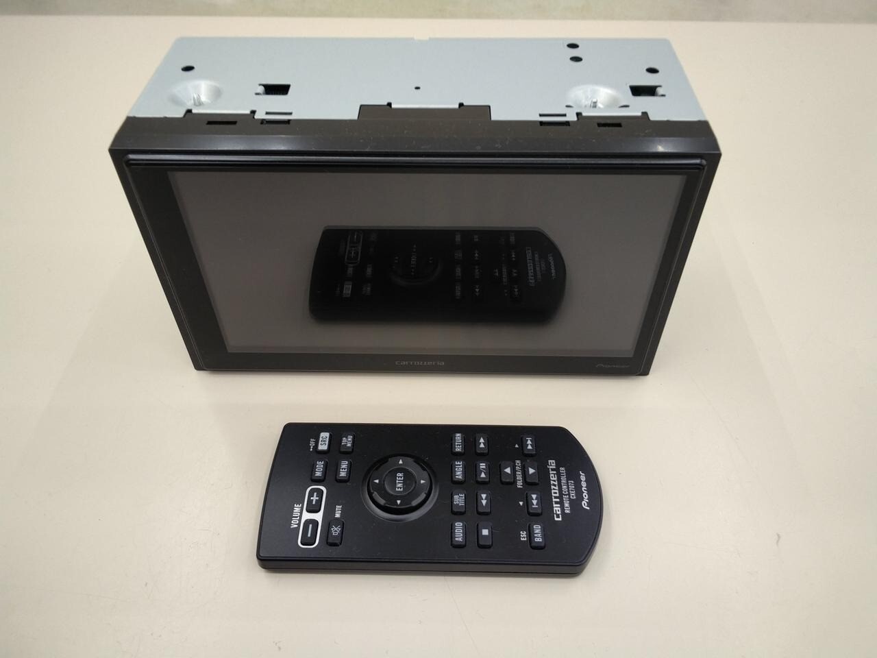 Carrozzeria Pioneer DMH-SZ700 Hi-Res Amazon Alexa Apple Car Play