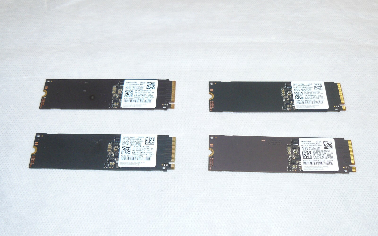 NEW Samsung PM991 NVMe 256GB SSD M.2 2280 Solid State Drive MZ