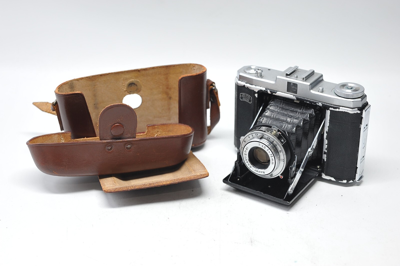 Zeiss Ikon Nettar Stuttgart w/7.5 cm(75mm) F/4.5 Anastigmat Lens