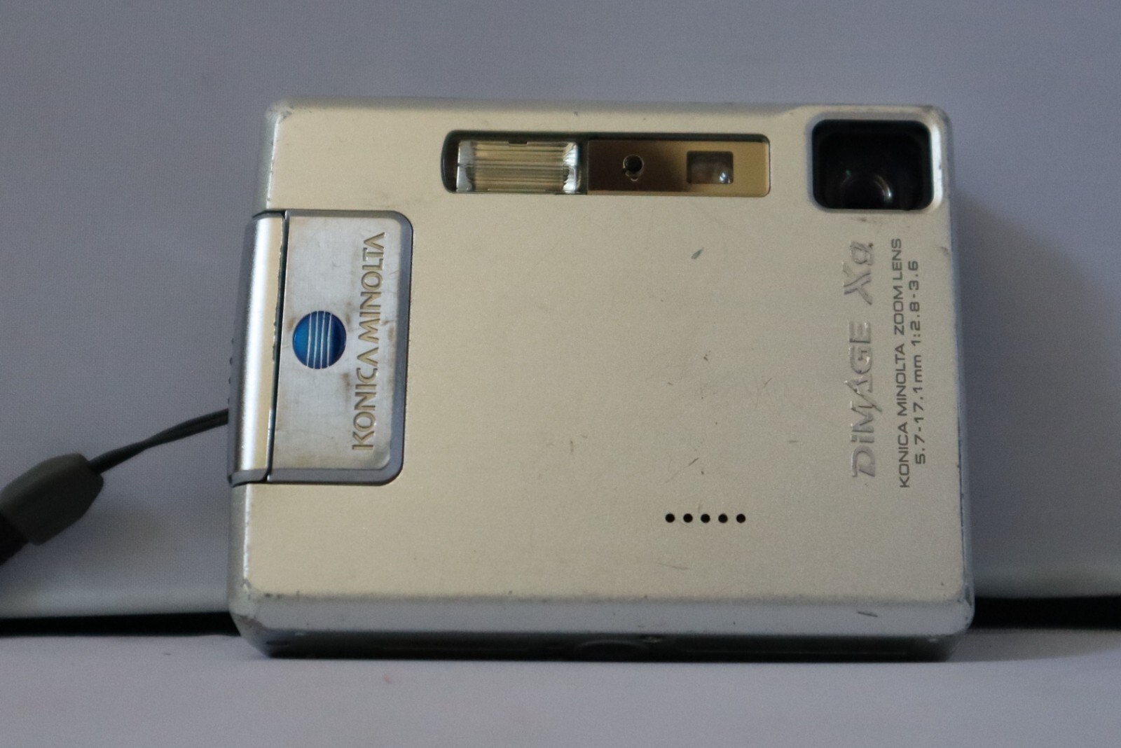 Konica Minolta DiMAGE Xg 3.2MP Digital Camera |Tested | w/Batt