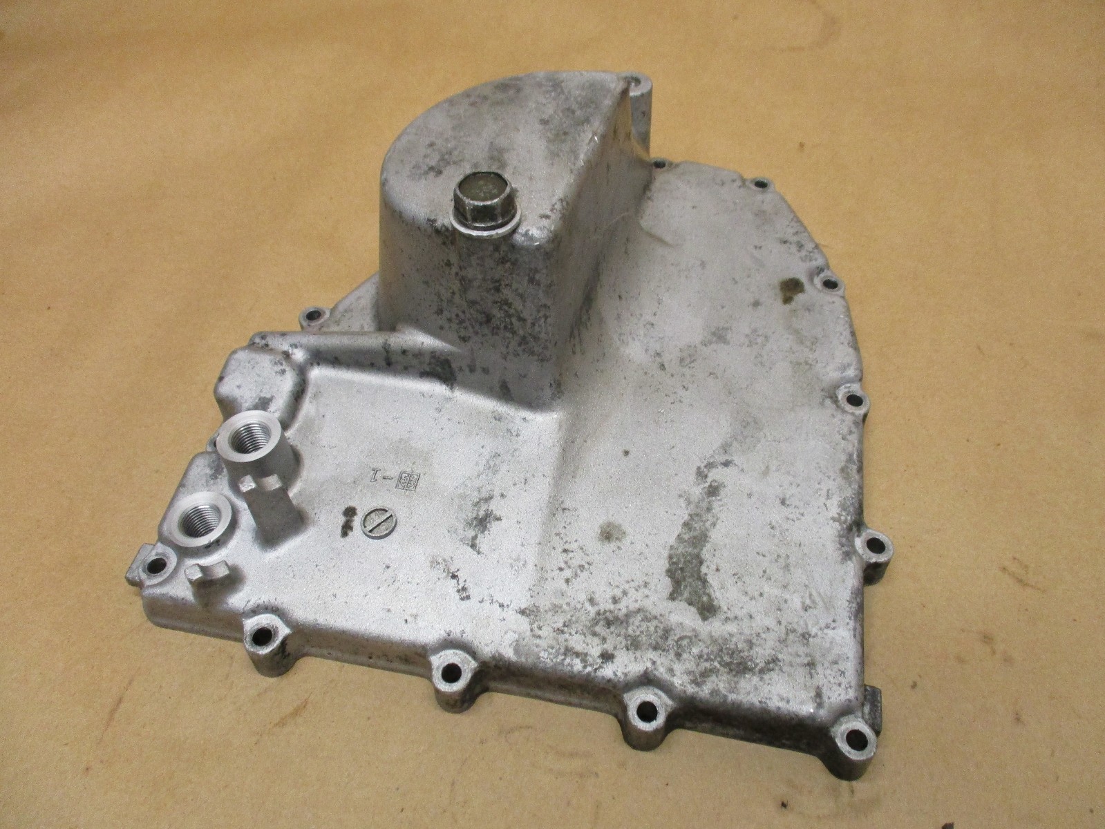 1995-1997 Kawasaki ZX6R, engine oil pan, motor oil pan cover