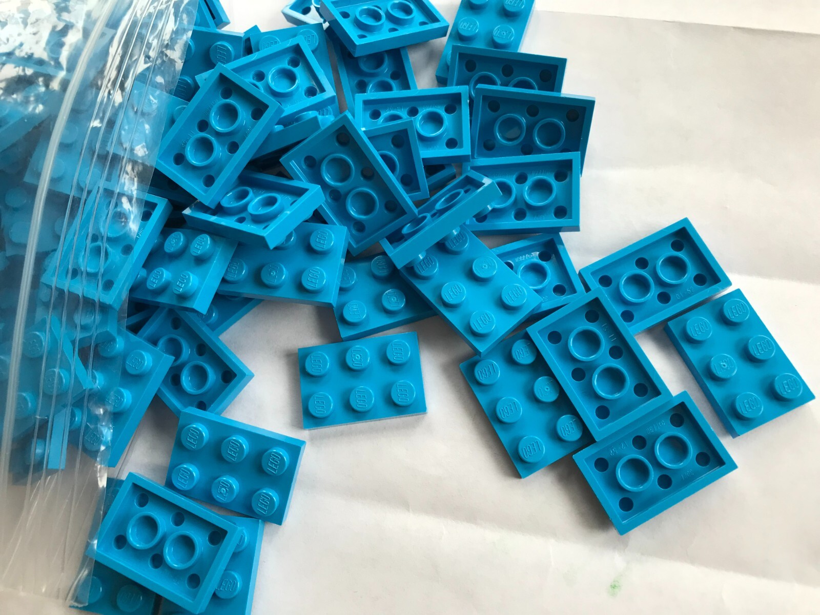 LEGO- NEW- #3021-DARK AZURE-2 X 3 PLATE-20 PIECES | eBay
