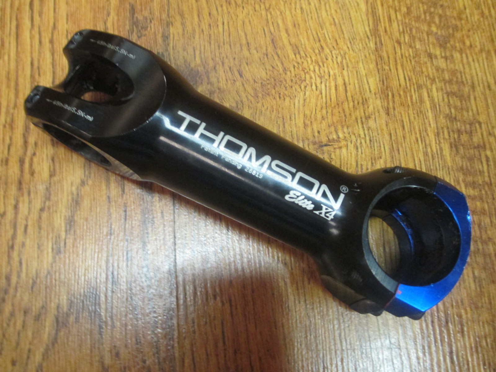 THOMSON ELITE X4 1 1/8 x 120 x 31.8 x 0 DEGREE BLACK STEM W/ BLUE