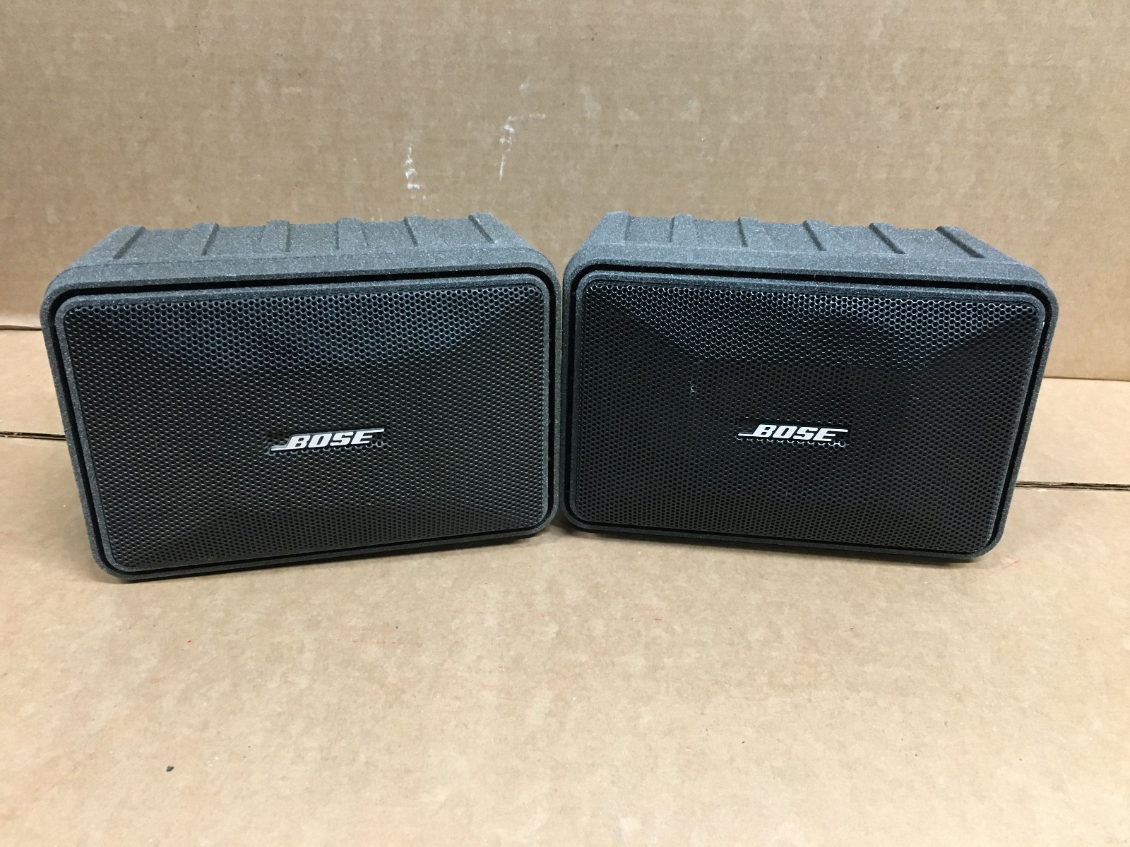 Bose 101 Music Monitor Speakers – Black Textured Finish – Pair | eBay