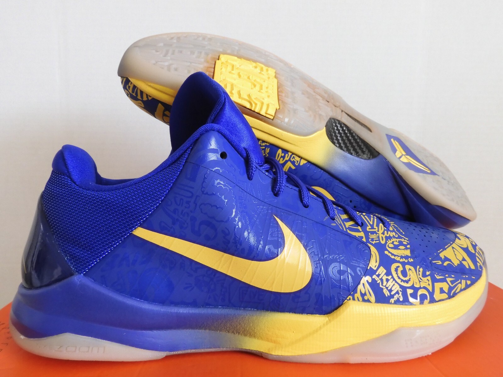 NIKE ZOOM KOBE V 5 