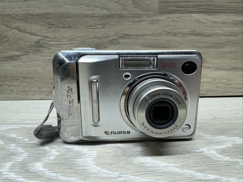 Fujifilm FinePix A Series A500 5.1MP Digital Camera - Silver Parts
