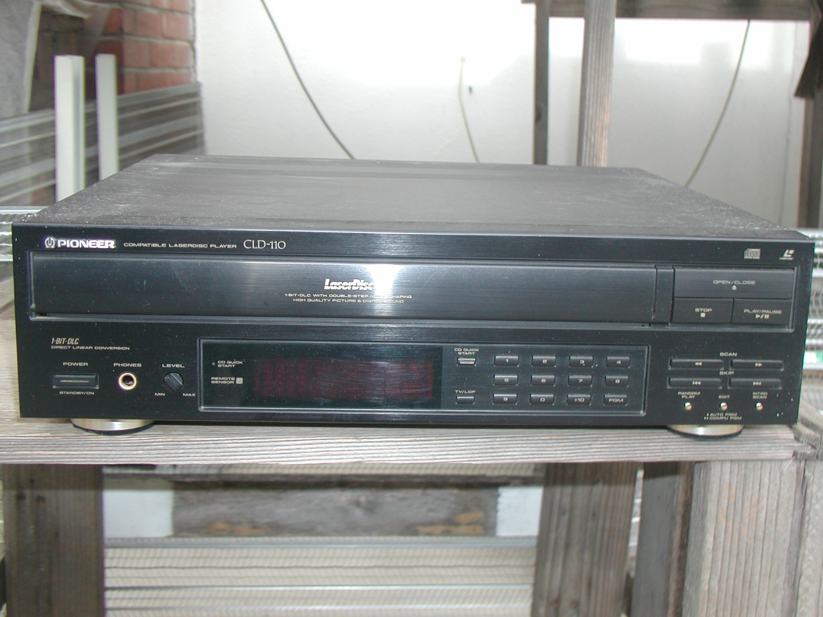 Pioneer Laser Disc CLD-110 Player w/remote | eBay