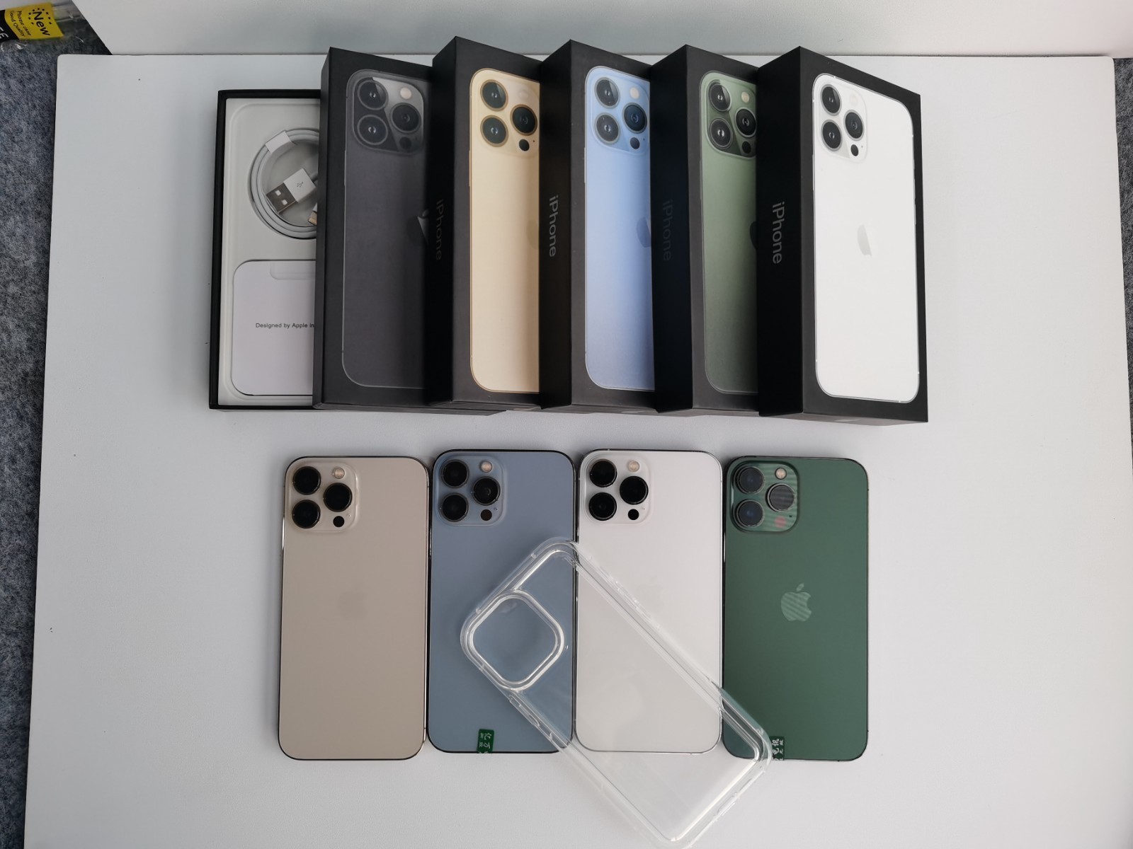 Very Good Apple iPhone 13 Pro Max - 128GB/256GB/512GB - 6.7-inch