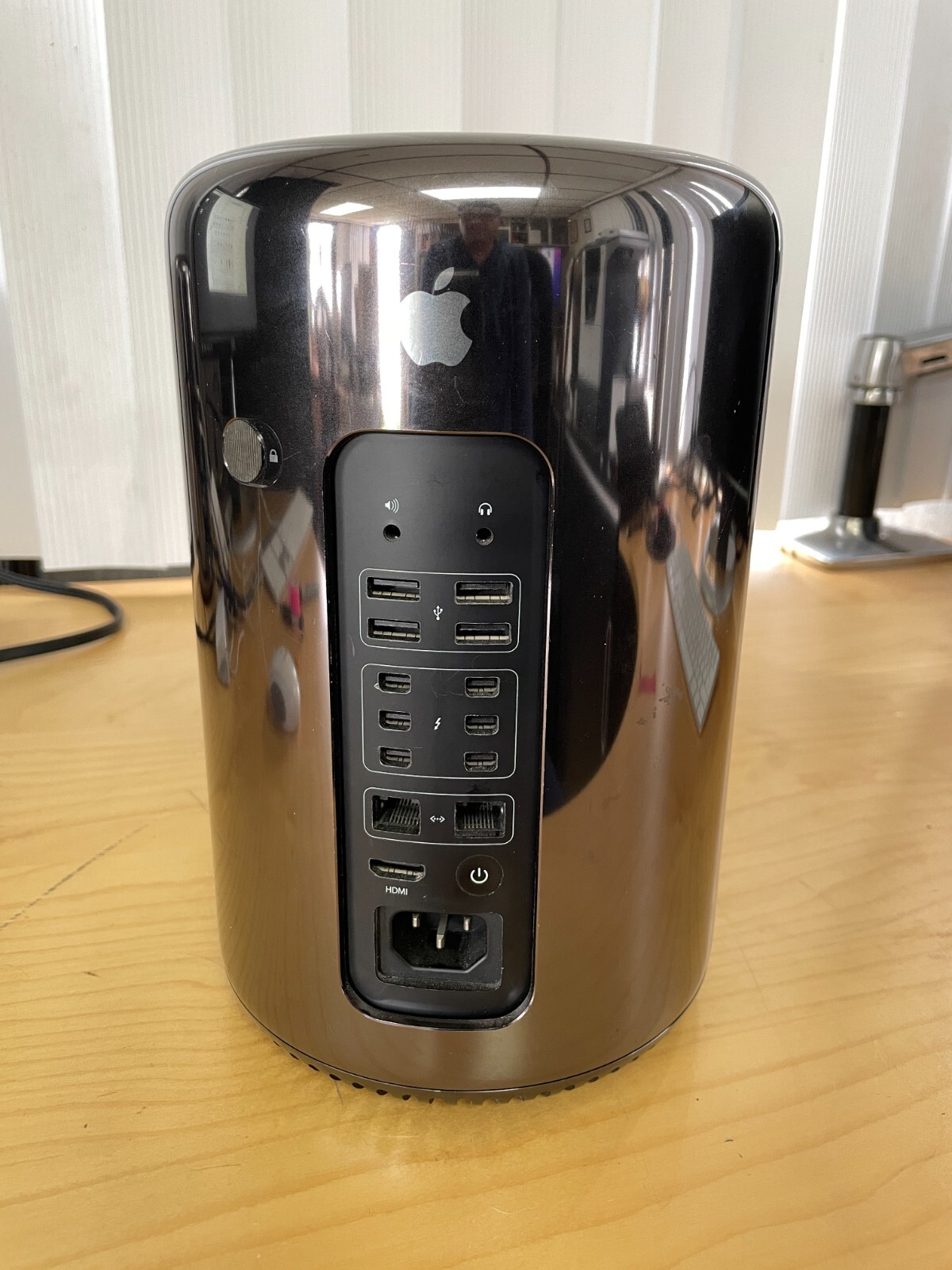 Macデスクトップ Mac Pro 2013 32GB Mem D300 1TB SSD DTM Mac Pro