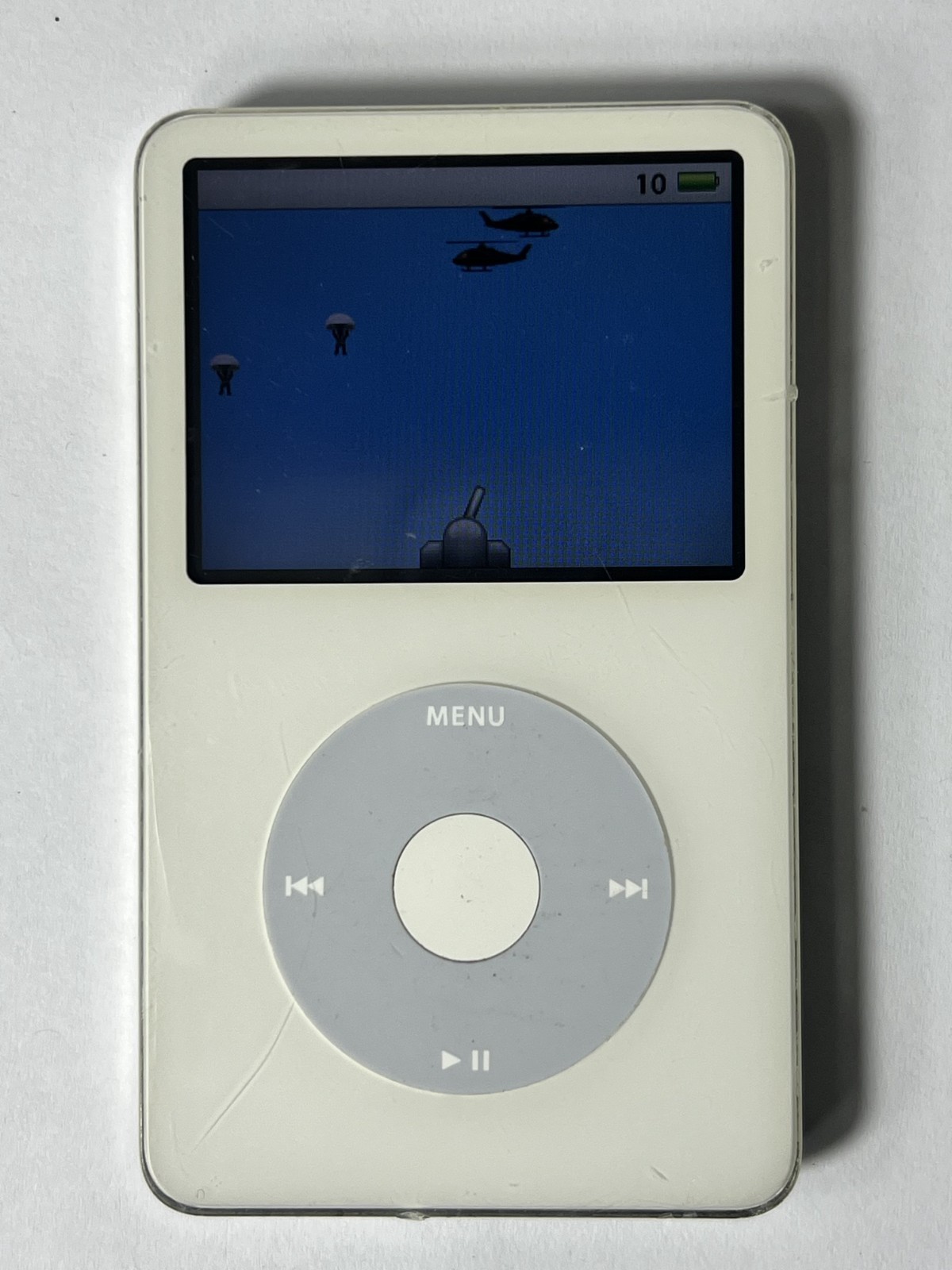 Apple iPod Video Classic 5.5 Gen White 30GB MA444LL - A1136 Tested